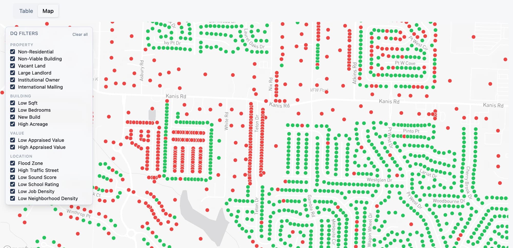 Parcel targeting map: parcels that pass the filters in green, disqualified parcels in red